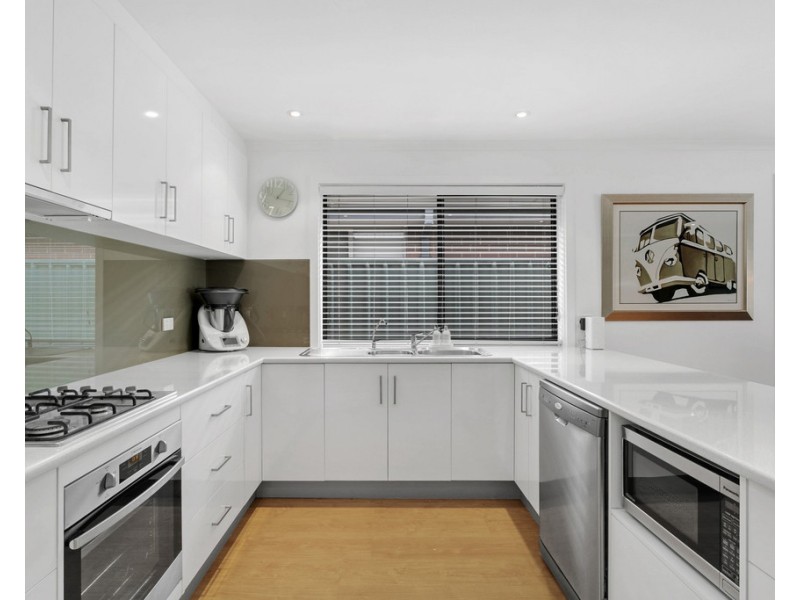 17 Ambrosini Court, Woodcroft SA 5162