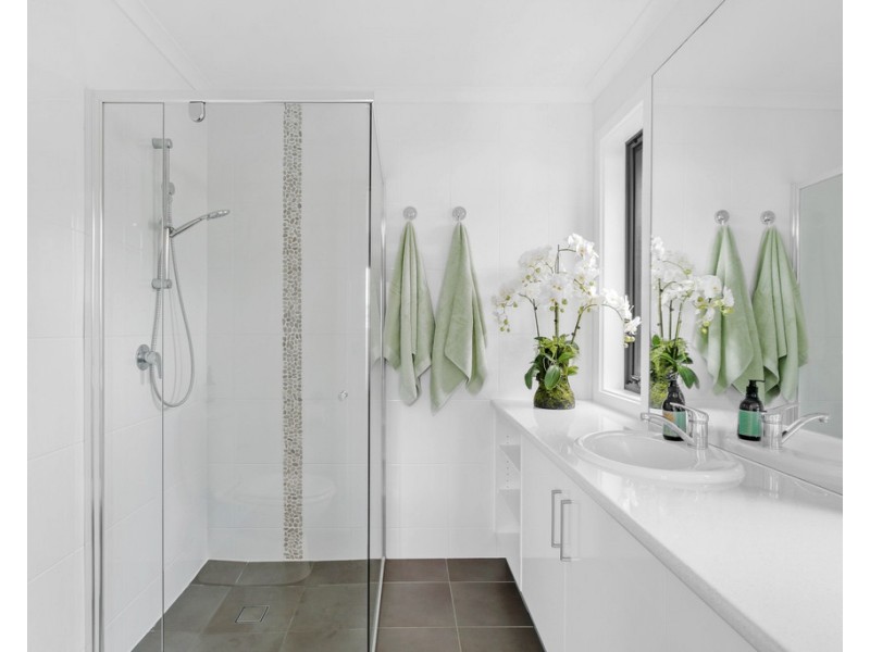 17 Ambrosini Court, Woodcroft SA 5162