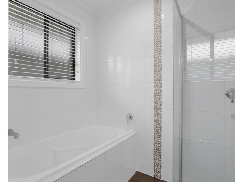 17 Ambrosini Court, Woodcroft SA 5162