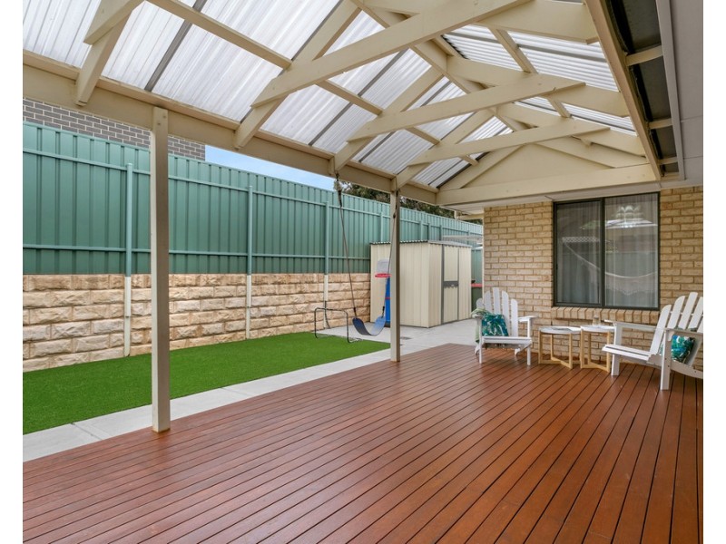 17 Ambrosini Court, Woodcroft SA 5162