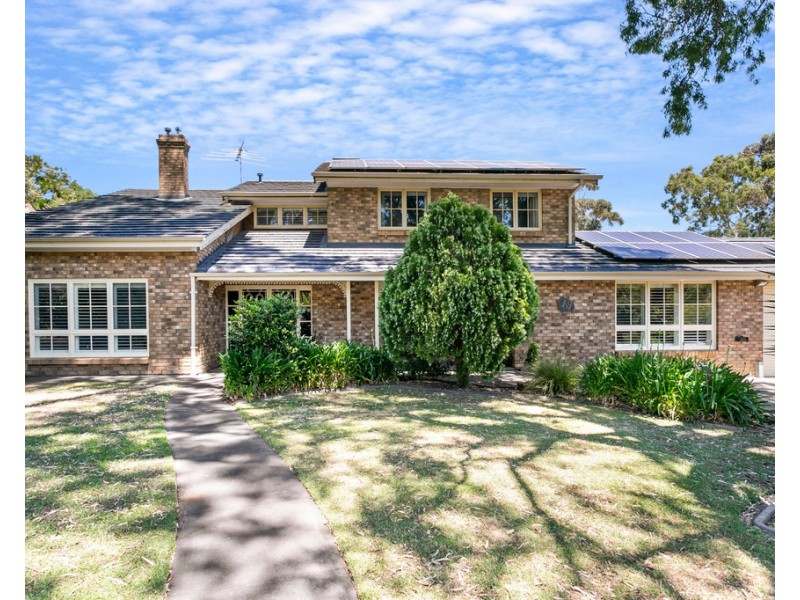 13 Lotus Drive, Aberfoyle Park SA 5159
