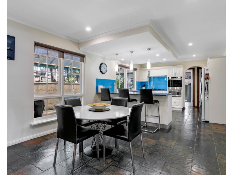 13 Lotus Drive, Aberfoyle Park SA 5159