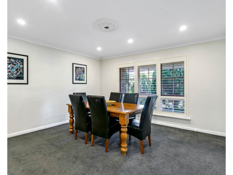13 Lotus Drive, Aberfoyle Park SA 5159