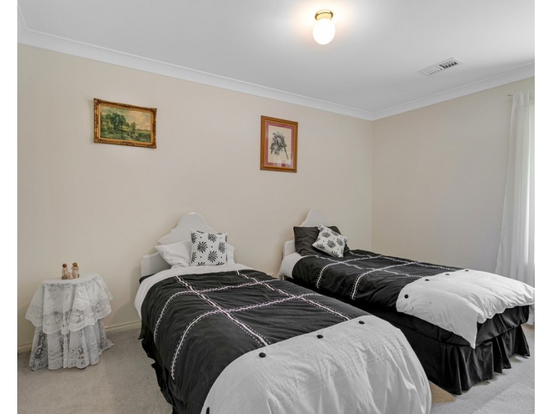 49 Vincent Boulevard, Flagstaff Hill SA 5159