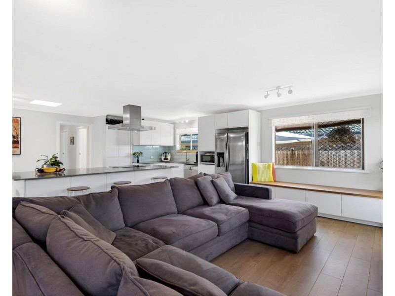 36 Regency Road, Happy Valley SA 5159