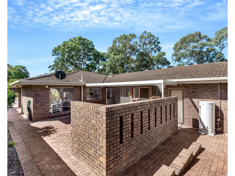 10 Dumphries Street, Flagstaff Hill SA 5159