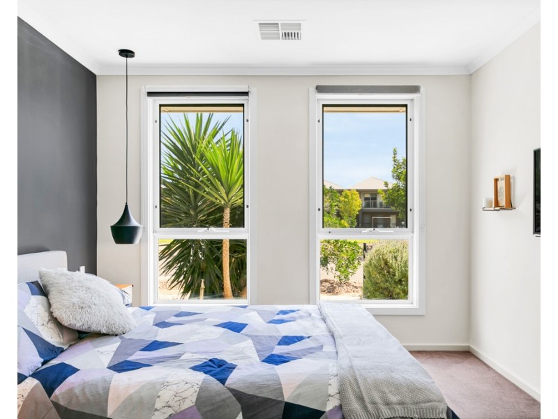 10 Mermaid Street, Seaford Meadows SA 5169