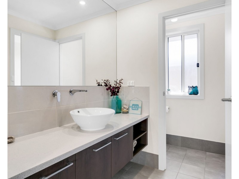 10 Mermaid Street, Seaford Meadows SA 5169
