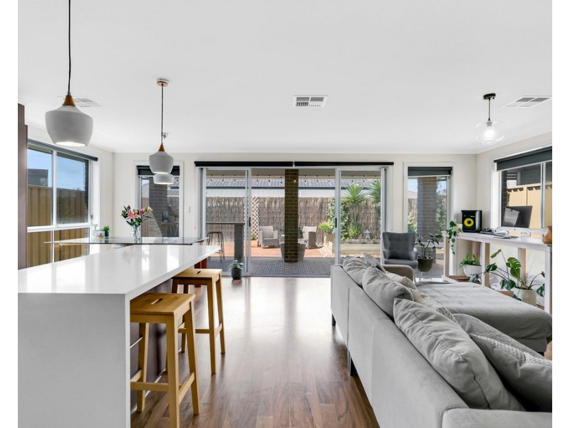10 Mermaid Street, Seaford Meadows SA 5169