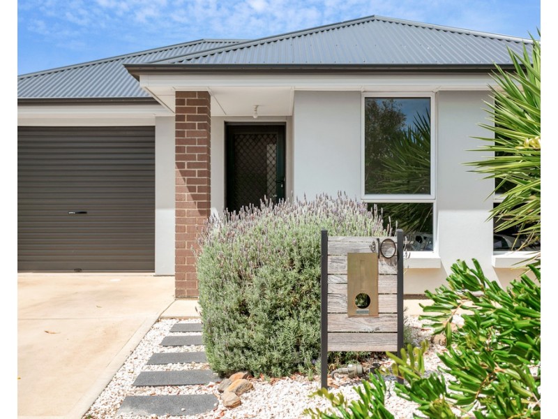 10 Mermaid Street, Seaford Meadows SA 5169