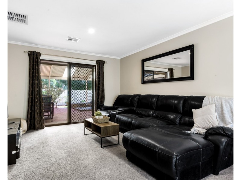 97 Delta Crescent, Aberfoyle Park SA 5159
