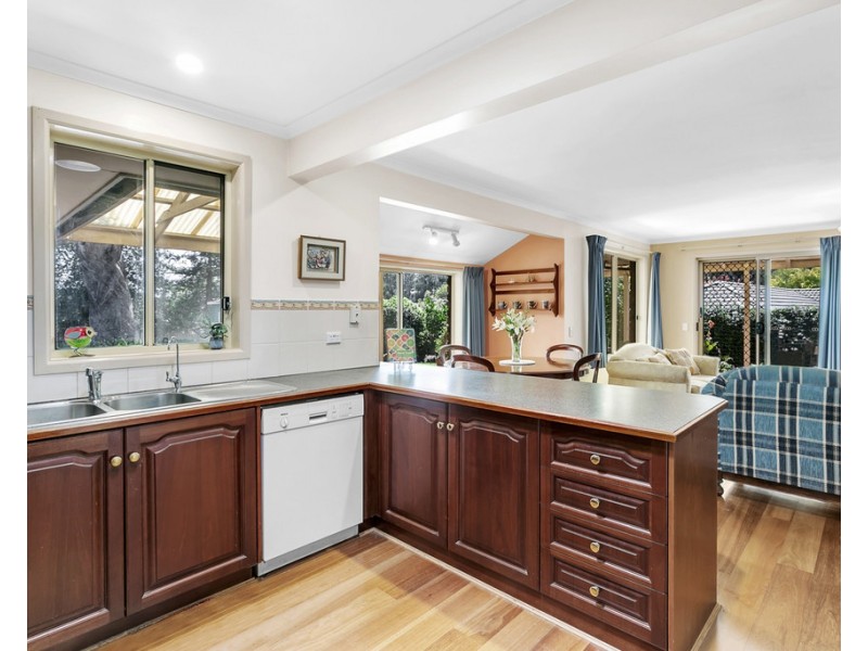 7 Stonebridge Drive, Aberfoyle Park SA 5159