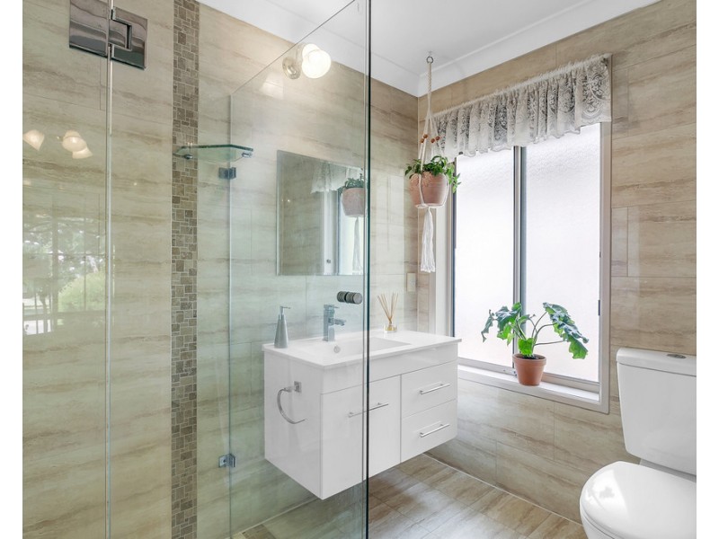 7 Stonebridge Drive, Aberfoyle Park SA 5159