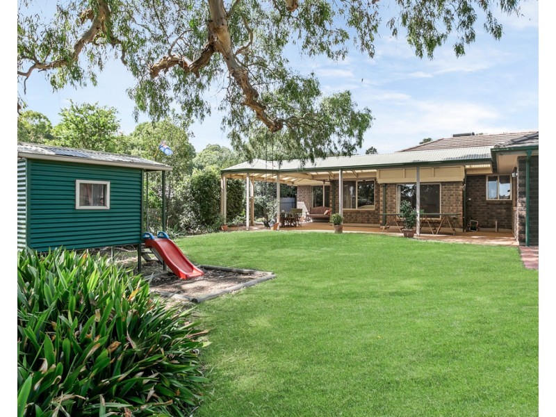7 Stonebridge Drive, Aberfoyle Park SA 5159