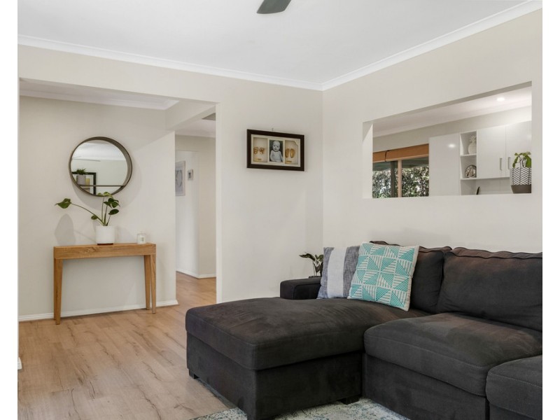 22 Woodhall Drive, Happy Valley SA 5159