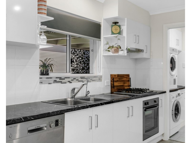 22 Woodhall Drive, Happy Valley SA 5159