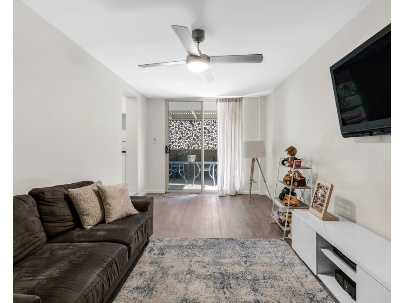 22 Woodhall Drive, Happy Valley SA 5159