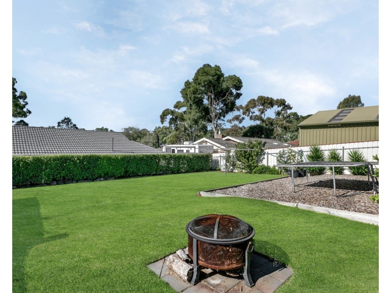 22 Woodhall Drive, Happy Valley SA 5159