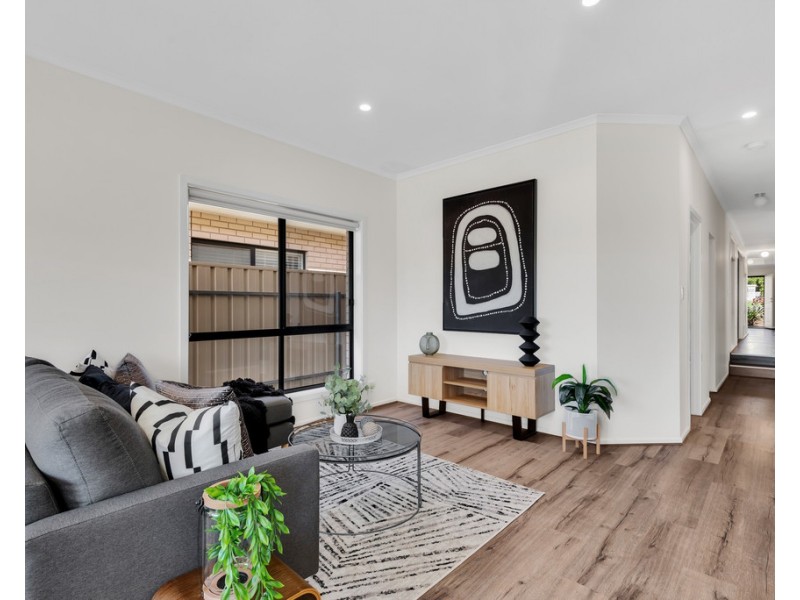 13a Windebanks Road, Aberfoyle Park SA 5159