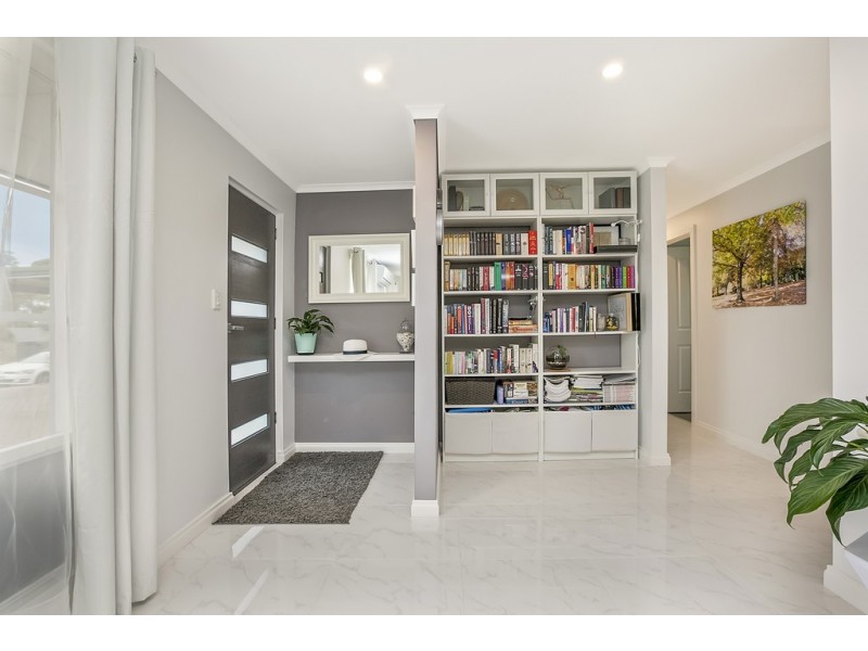 10 Emerald Street, Flagstaff Hill SA 5159