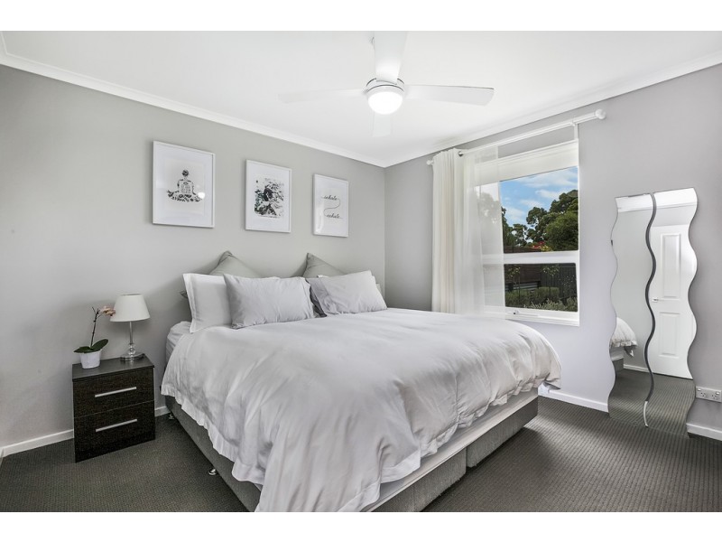 10 Emerald Street, Flagstaff Hill SA 5159