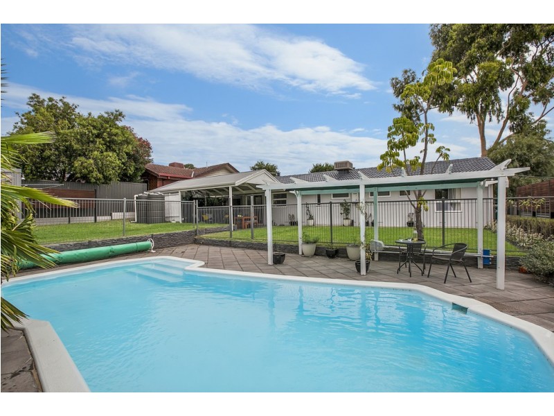10 Emerald Street, Flagstaff Hill SA 5159