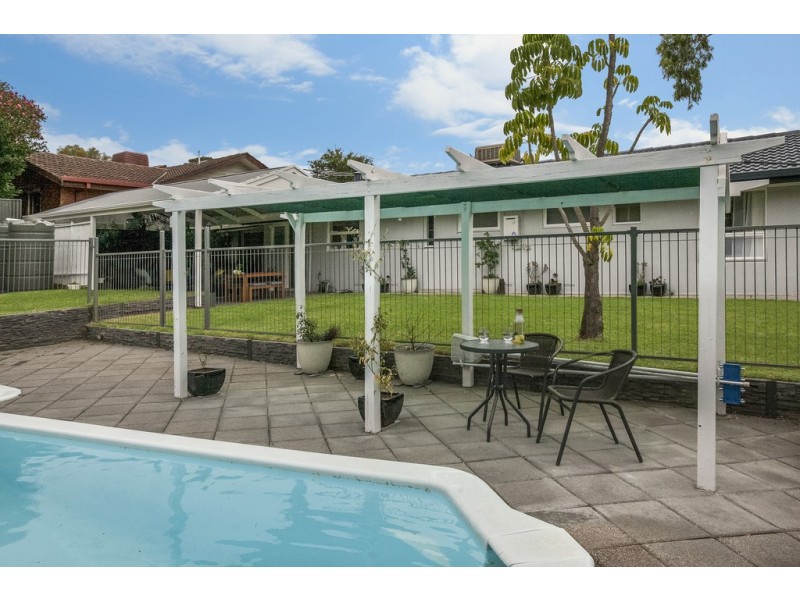 10 Emerald Street, Flagstaff Hill SA 5159