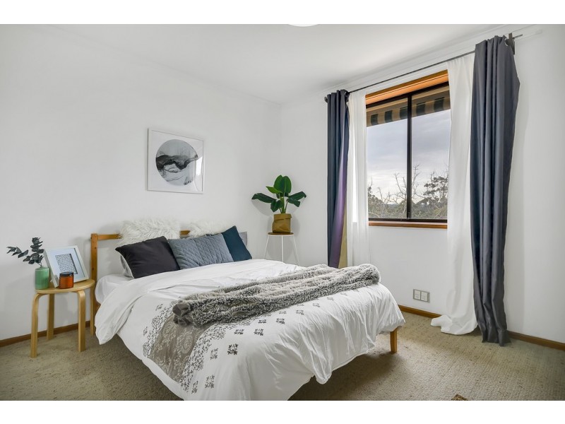 2 Gunya Court, Flagstaff Hill SA 5159