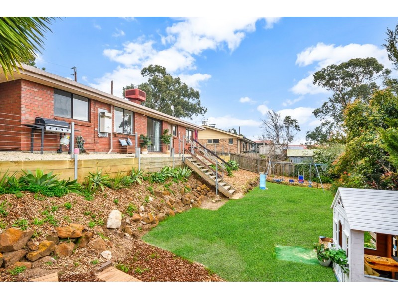 2 Gunya Court, Flagstaff Hill SA 5159