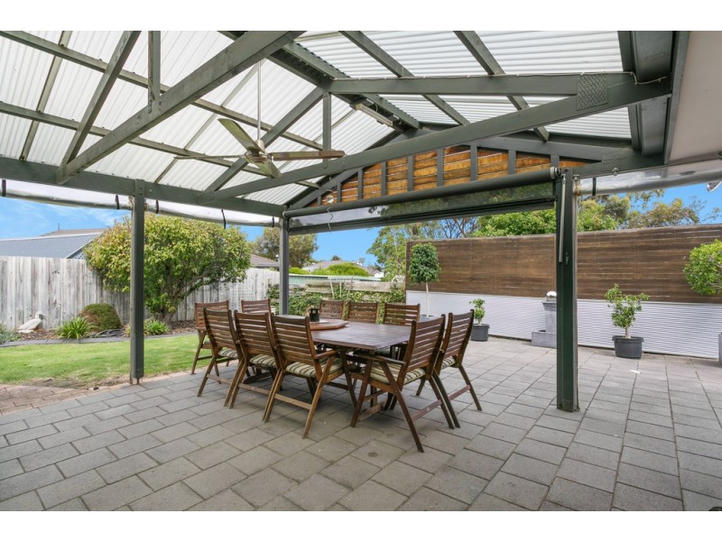 8 Tyrone Court, Flagstaff Hill SA 5159