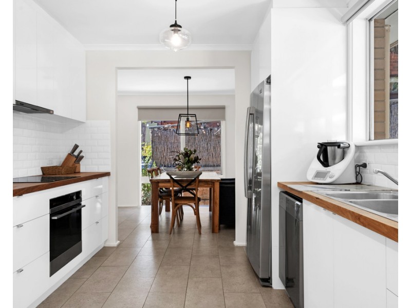 22 Vynland Drive, Flagstaff Hill SA 5159