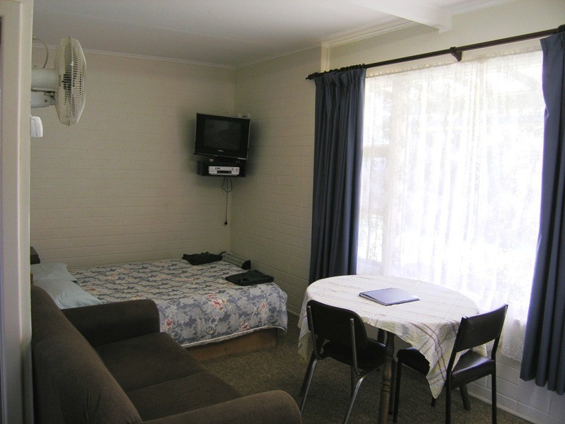 UNIT 4 Third Street, Brownlow, Kingscote SA 5223