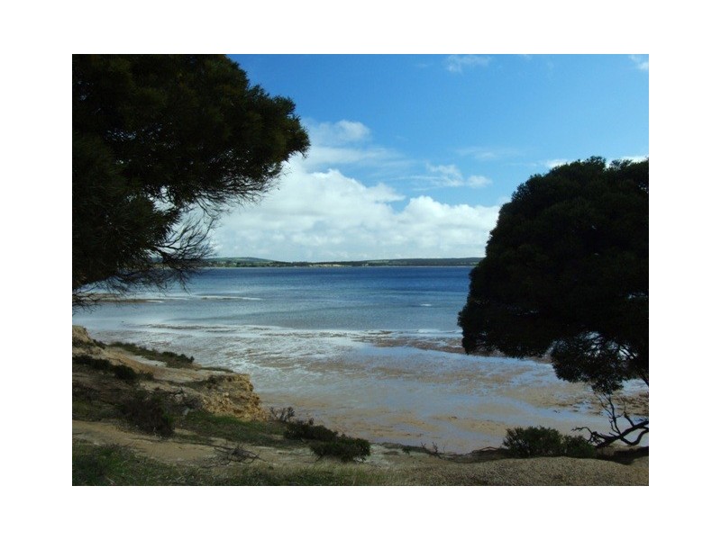 108 Govt Road, Bay of Shoals, Kingscote SA 5223