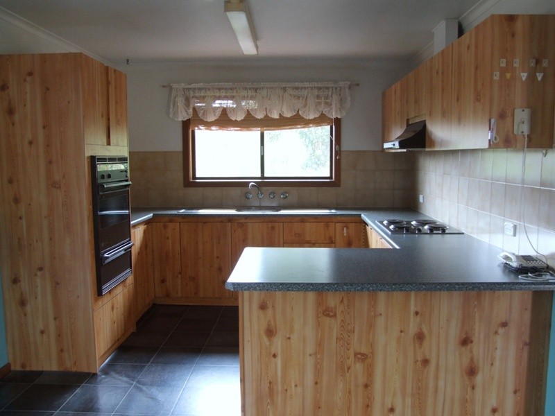 11 McLAREN STREET, Kingscote SA 5223