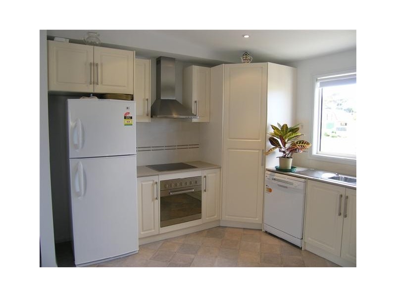 34 Flinders Ave, Kingscote SA 5223