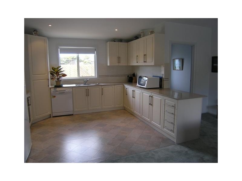 34 Flinders Ave, Kingscote SA 5223