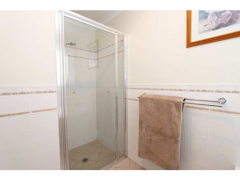 23 Colonial Crt, Laffing Waters NSW 2795