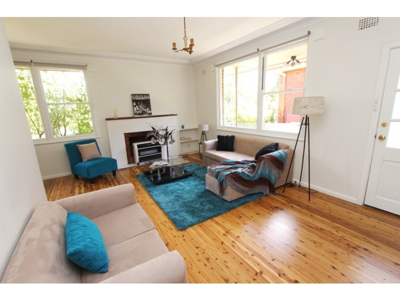 275 Piper Street, Bathurst NSW 2795