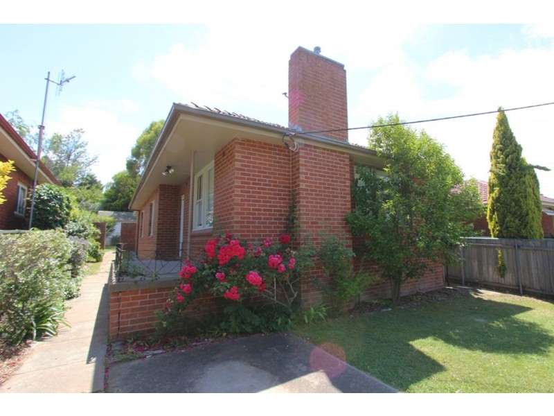 275 Piper Street, Bathurst NSW 2795