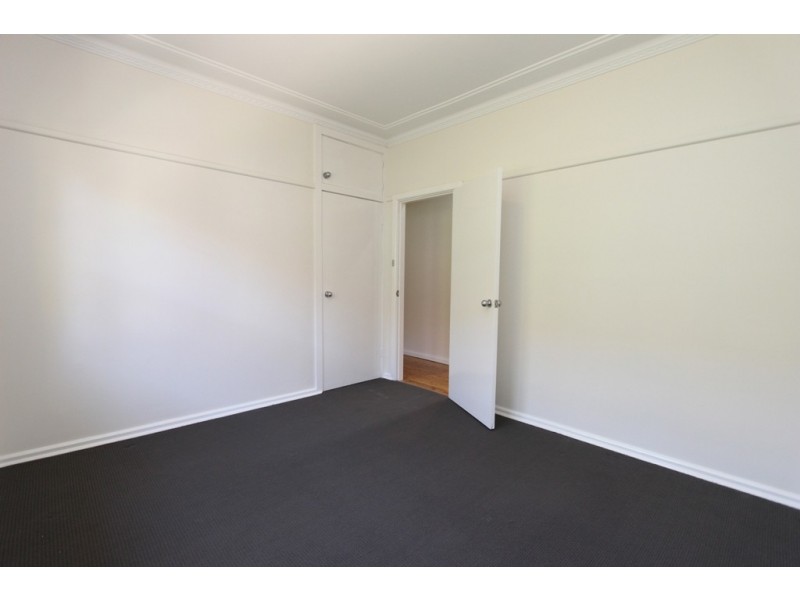 275 Piper Street, Bathurst NSW 2795
