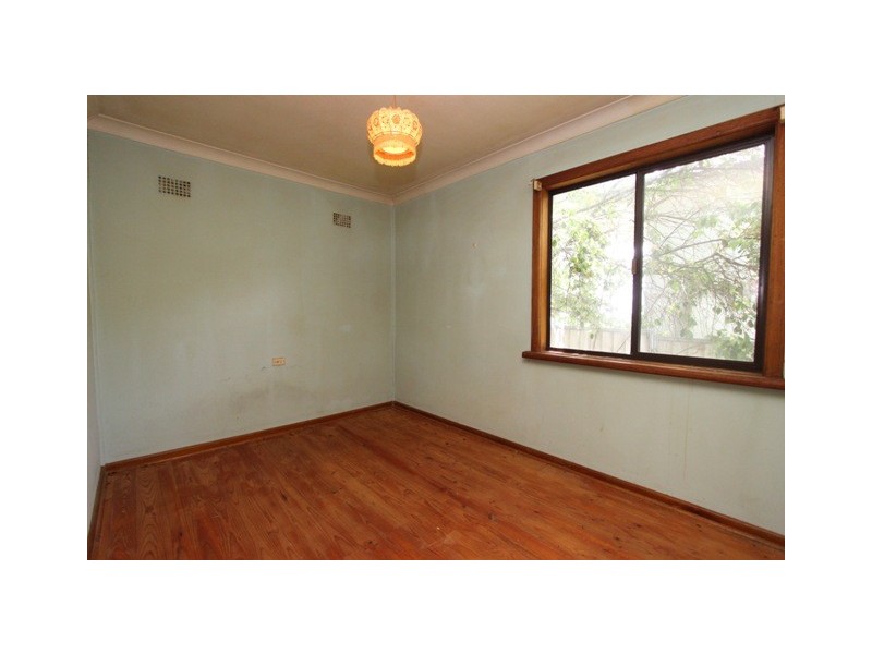 13 Cutler Street, West Bathurst NSW 2795