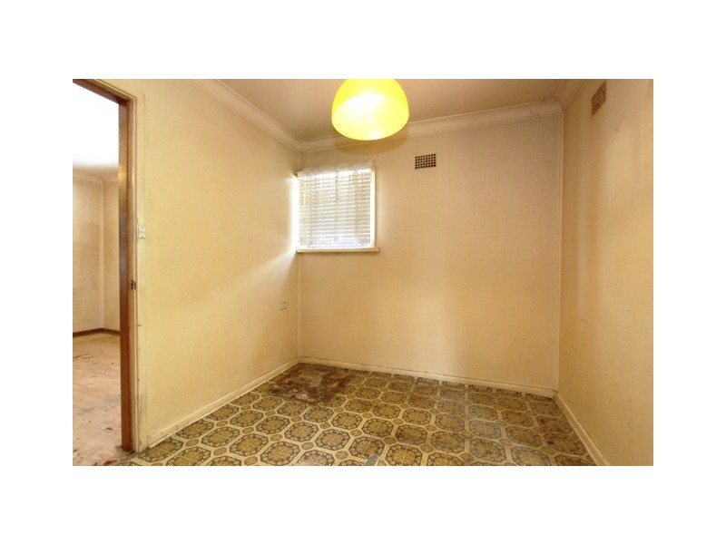 13 Cutler Street, West Bathurst NSW 2795