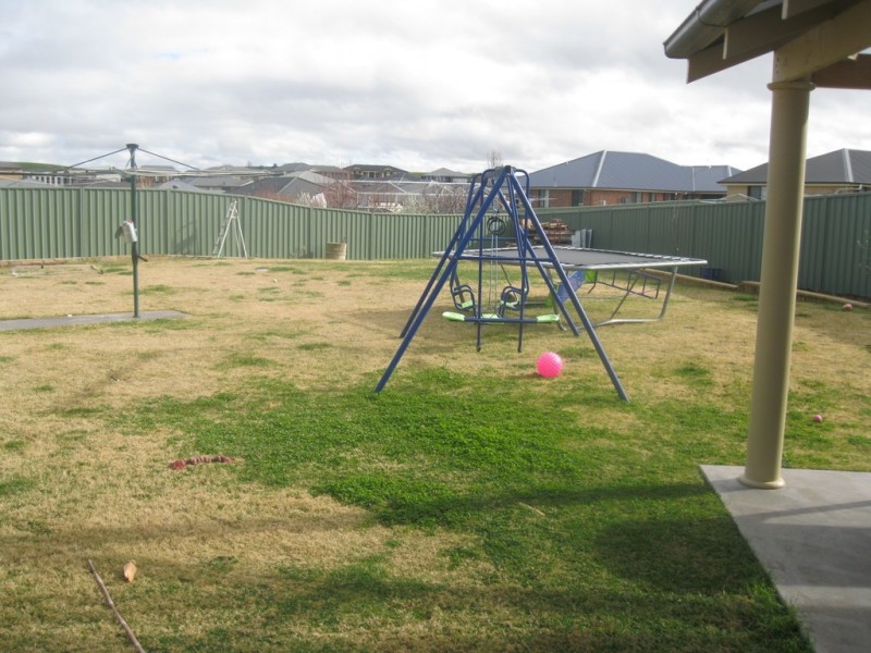 12 Palmer Way, Bathurst NSW 2795