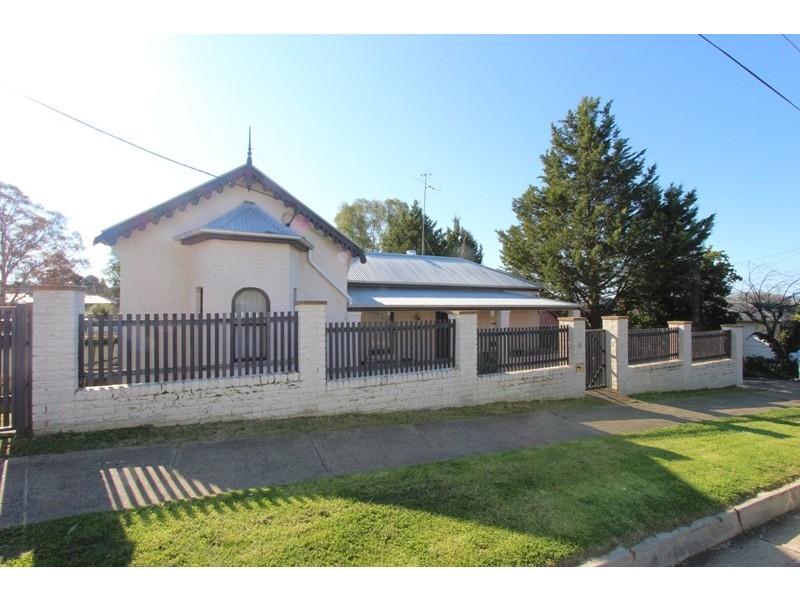 61 Commonwealth Street, West Bathurst NSW 2795