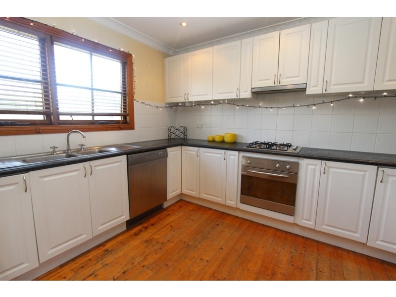 61 Commonwealth Street, West Bathurst NSW 2795