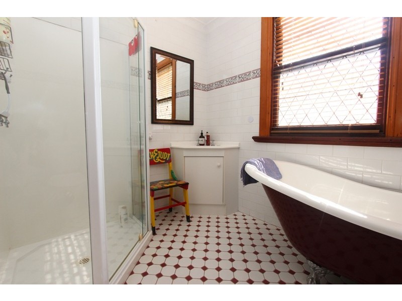 61 Commonwealth Street, West Bathurst NSW 2795