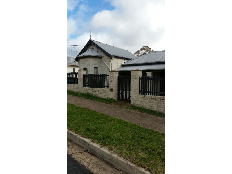 61 Commonwealth Street, West Bathurst NSW 2795