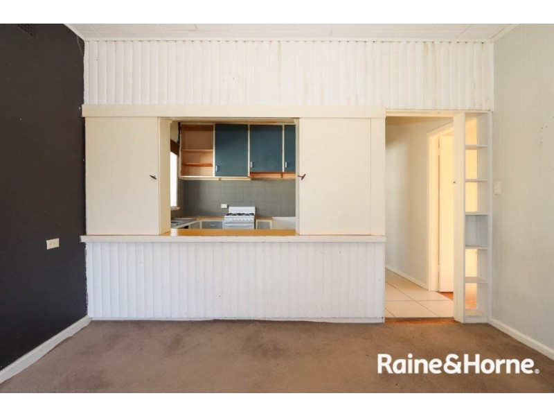 13 Lewins Street, South Bathurst NSW 2795