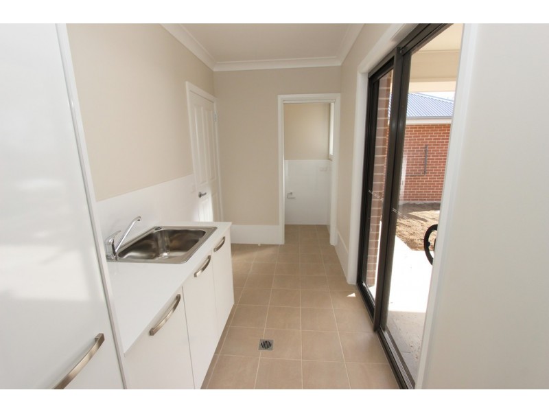 8/51 Stewart Street, Bathurst NSW 2795