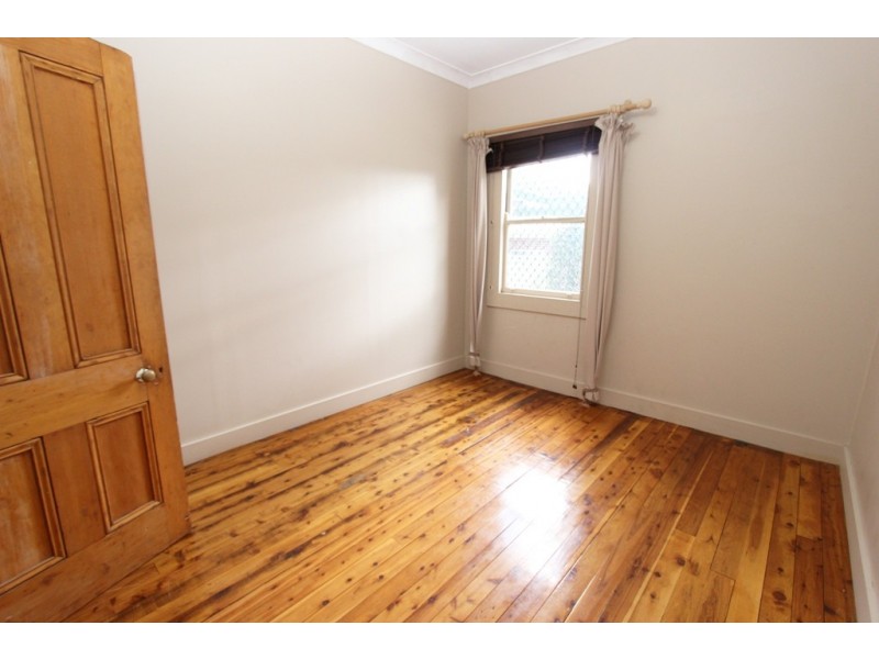 206 Rocket Street, Bathurst NSW 2795